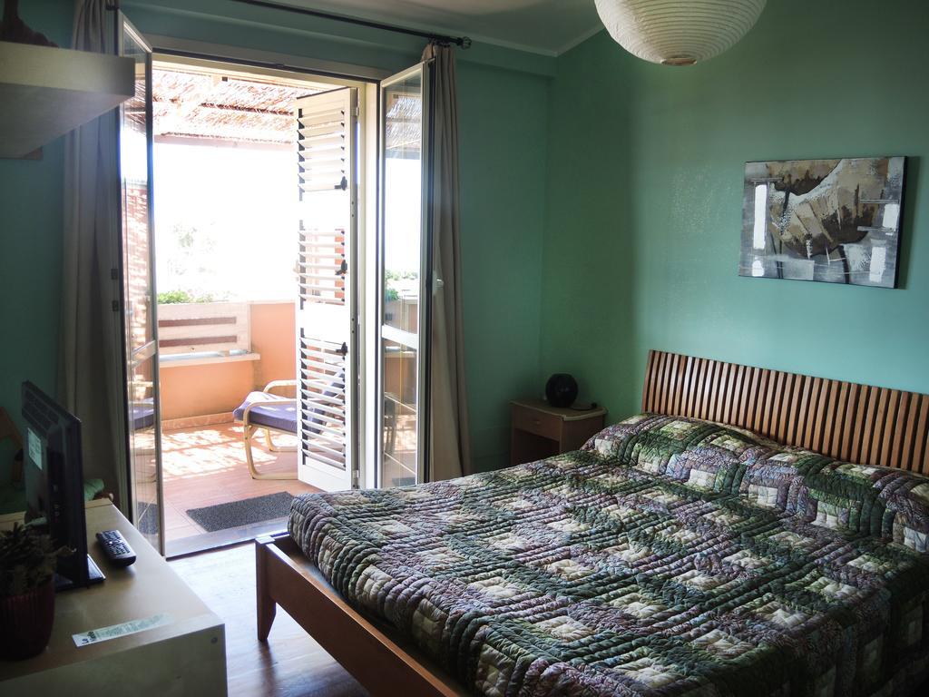 Le Ninfe Bed And Breakfast Anzio Exterior foto