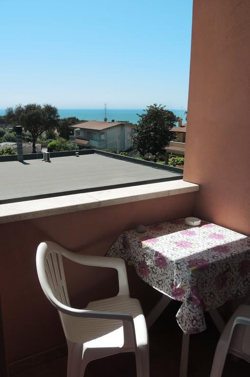 Le Ninfe Bed And Breakfast Anzio Exterior foto